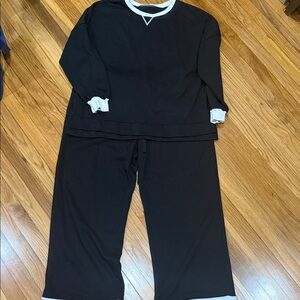 Women Black and White Pajama Set